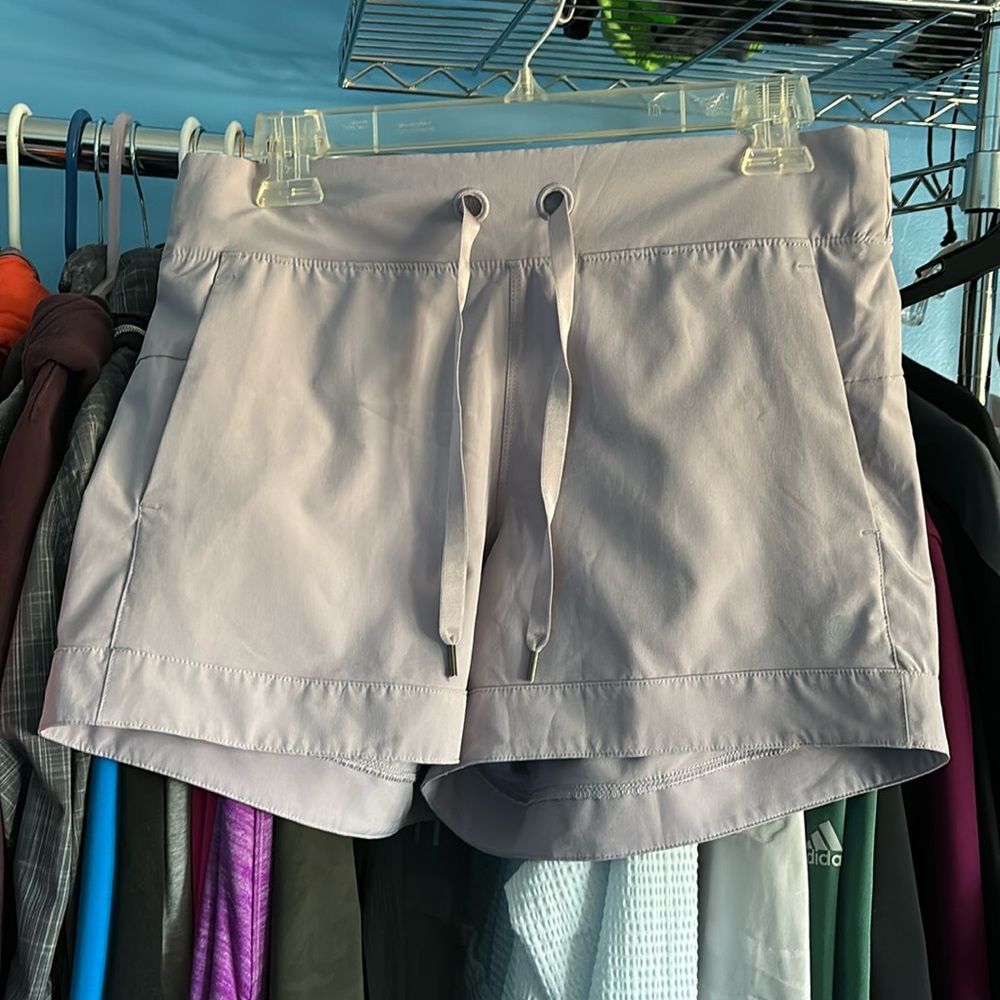 Apana Shorts M Lavender Purple